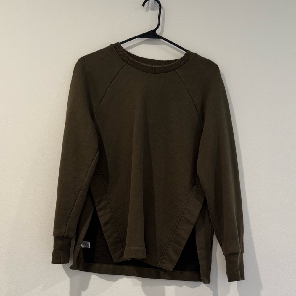 Lou & Grey side split hem sweatshirt